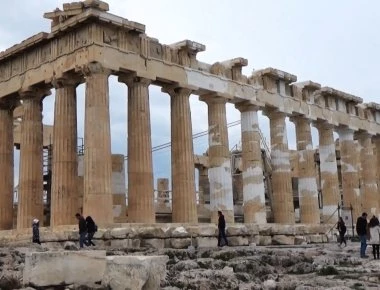 Der Spiegel: «Οι Έλληνες έχουν κάθε λόγο να είναι δύσπιστοι με τη συμφωνία του Eurogroup»